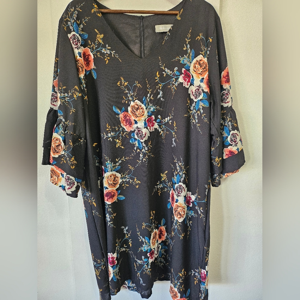 V neck dress
